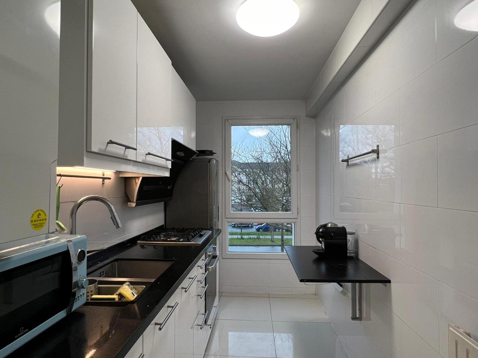 Location 3 Chambres Spacieuses Dans Appartment 2 Mn Rer Bussy Saint Georges Esterno foto