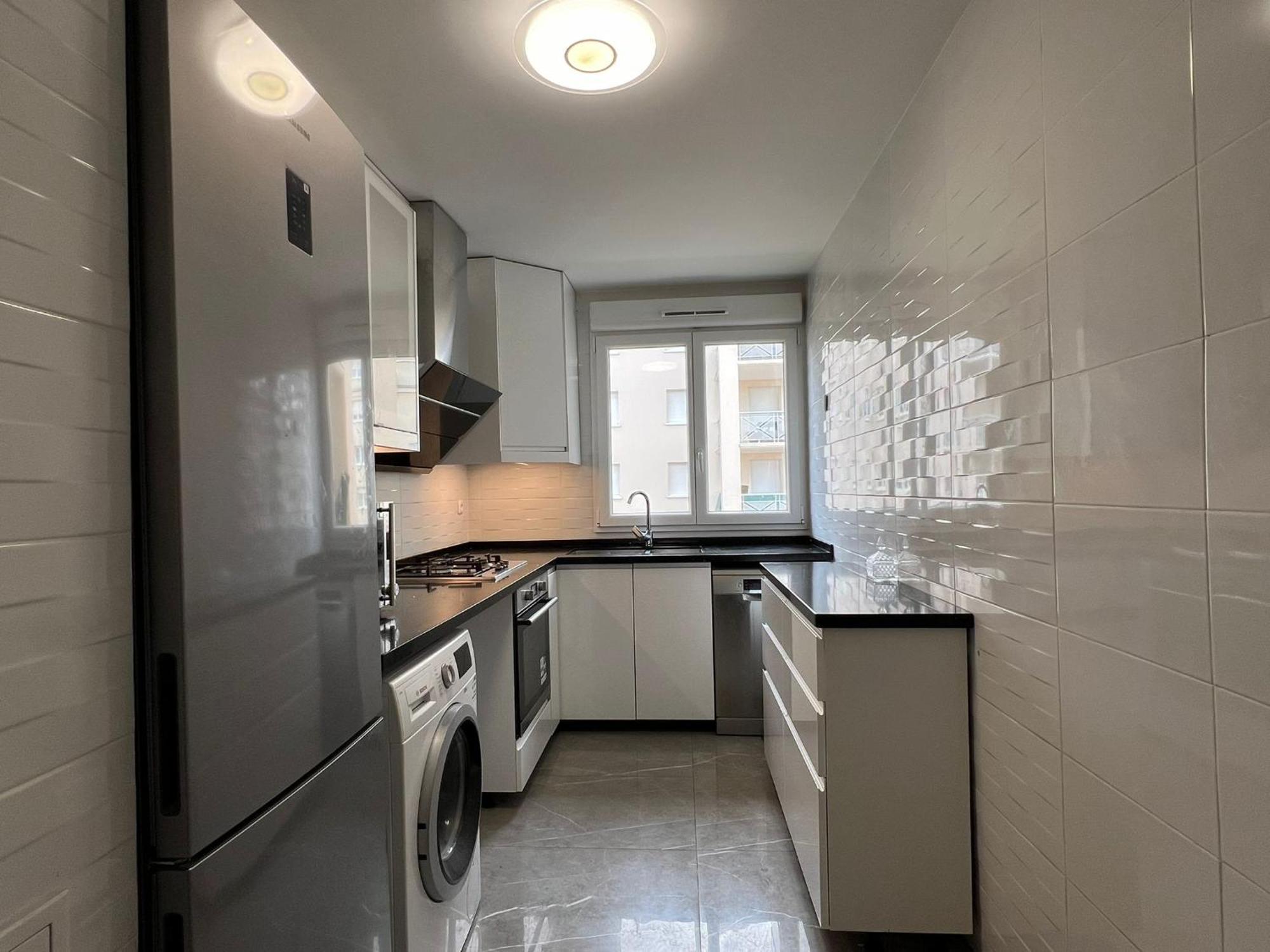 Location 3 Chambres Spacieuses Dans Appartment 2 Mn Rer Bussy Saint Georges Esterno foto