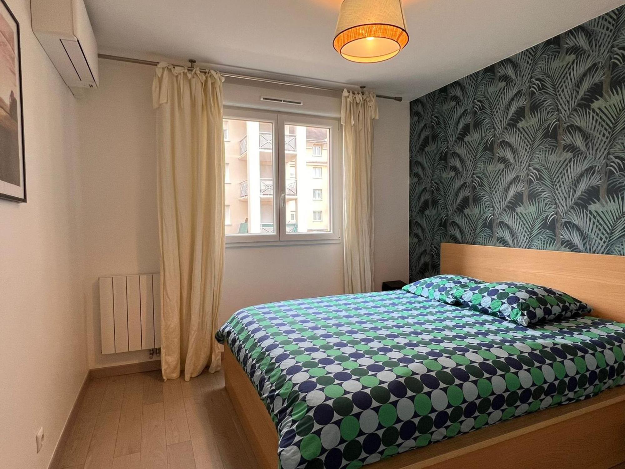 Location 3 Chambres Spacieuses Dans Appartment 2 Mn Rer Bussy Saint Georges Esterno foto